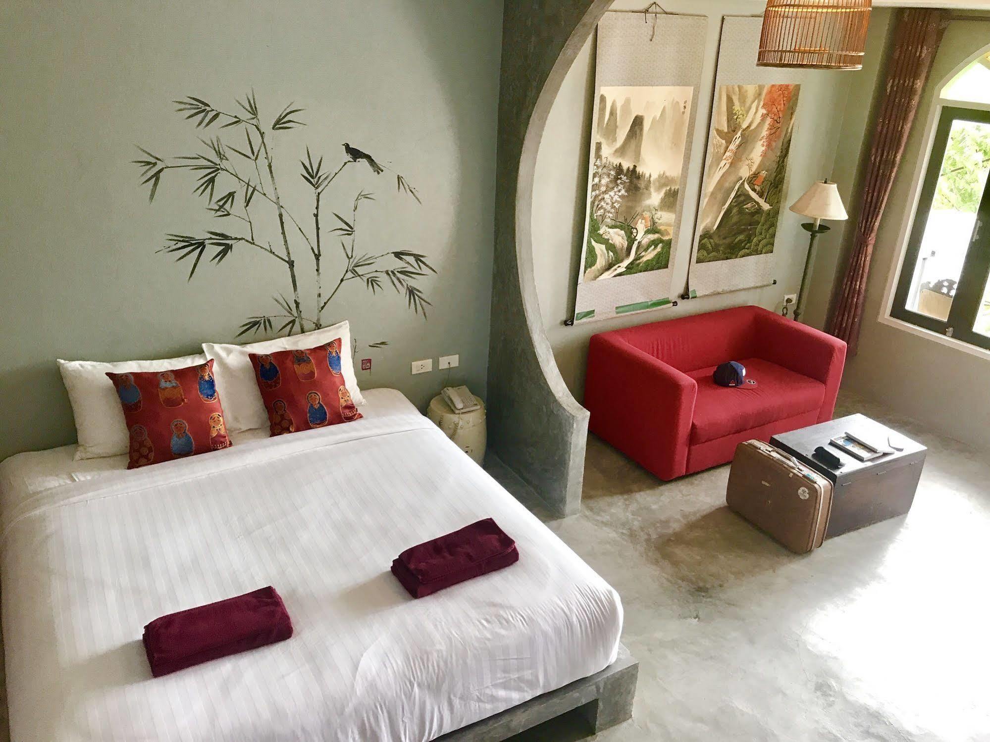 Phuket Chic Boutique Hotel מראה חיצוני תמונה