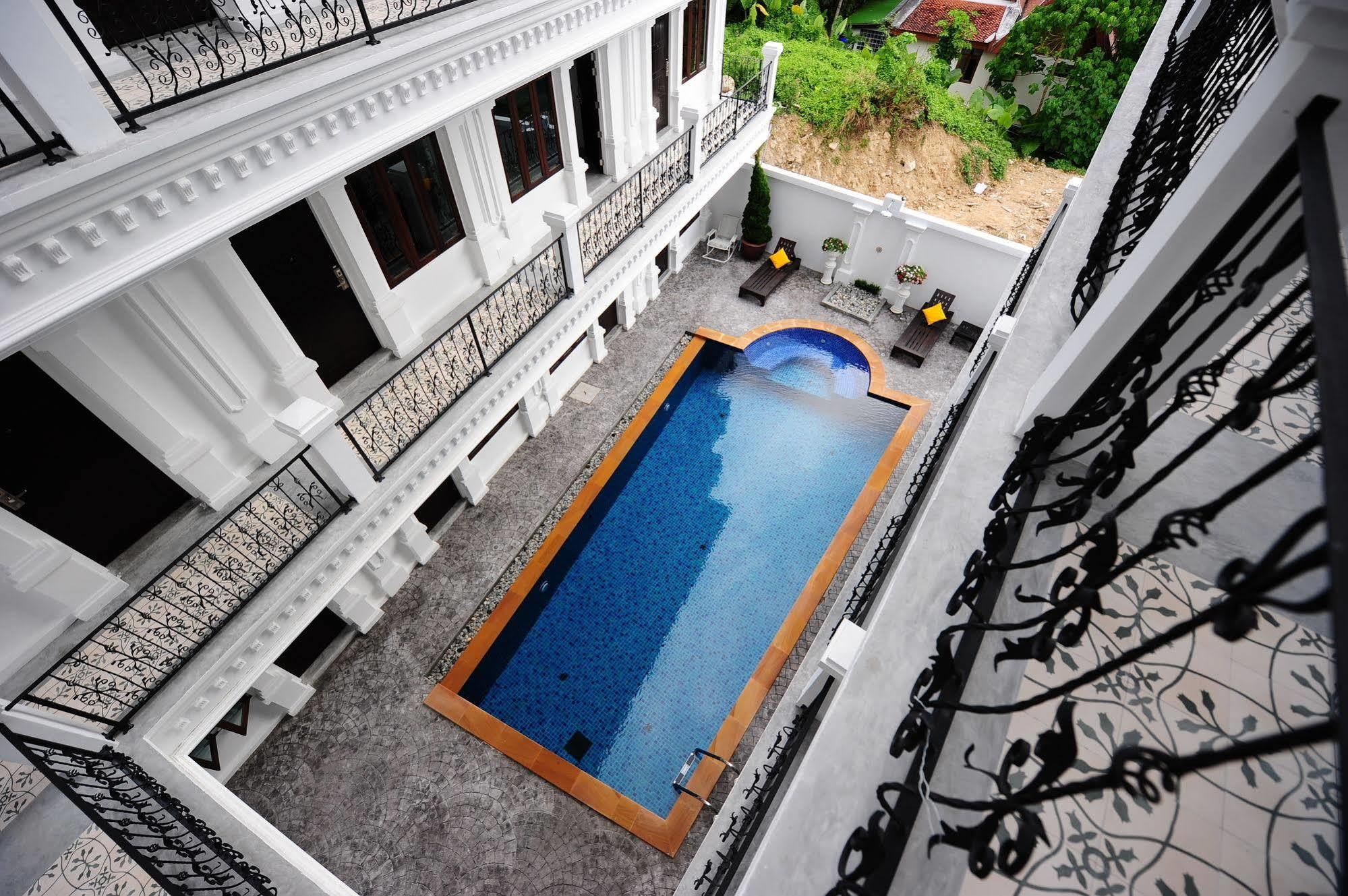 Phuket Chic Boutique Hotel מראה חיצוני תמונה